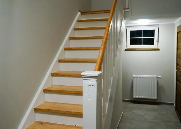 Dom Franciszkanska 25 בית נופש