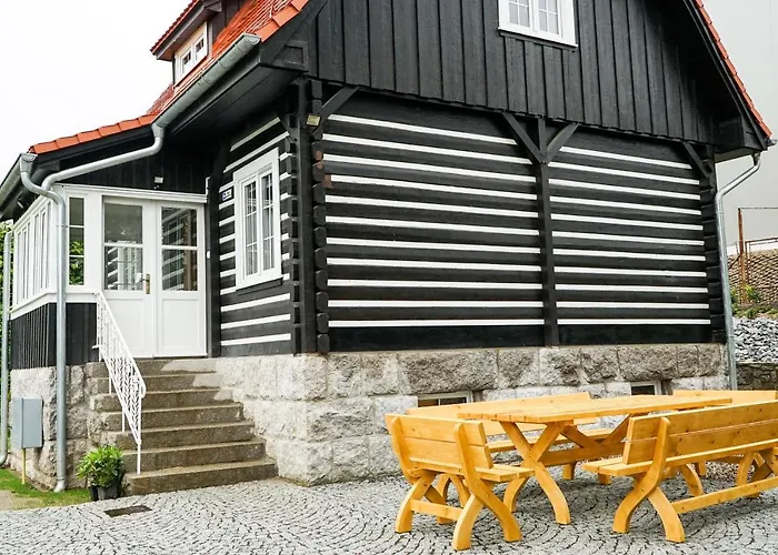 Dom Franciszkanska 25 * שצ'קלארסקה פוראובה